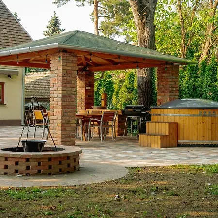 Feriehus Aranypart Balatonlelle